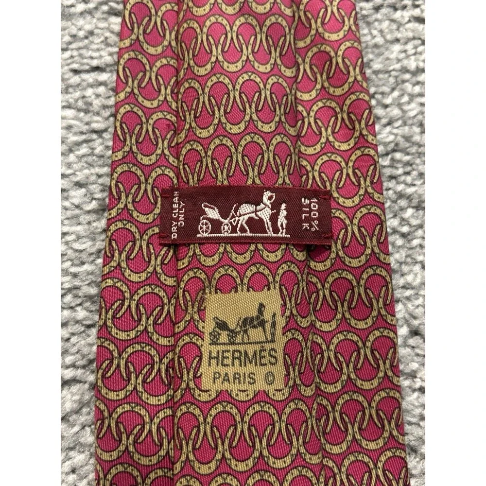 Hermes Men’s Silk Tie‎ Classic Geometric Red 494 HA